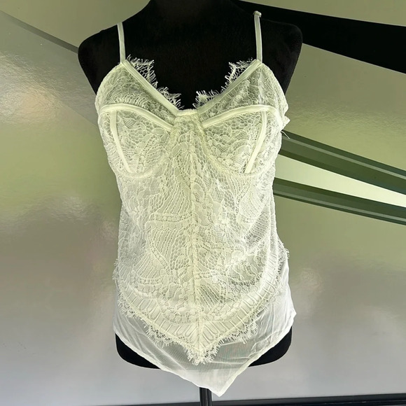 Promesa Women’s White Lace Underwire & Mesh Bodysuit Size Large NWT - Picture 1 of 9